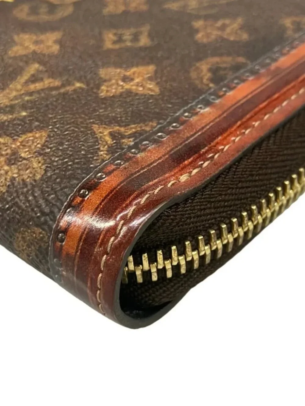 LOUIS VUITTON Zippy Wallet Monogram Transformed Canvas